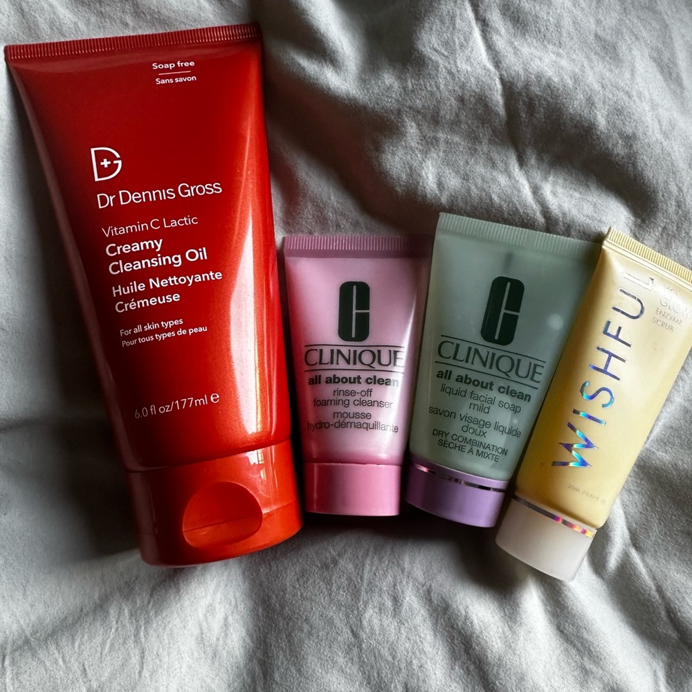 Set of cleansers- 1 full size , 3 travel